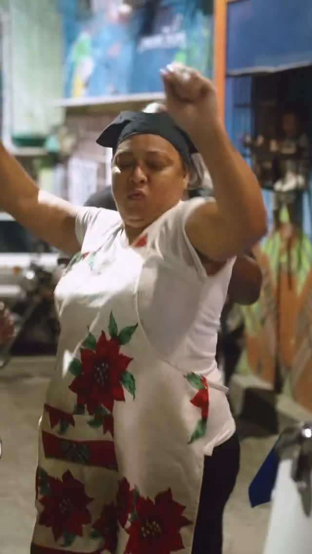 Post 1 by Maison Classy on Instagram (video)