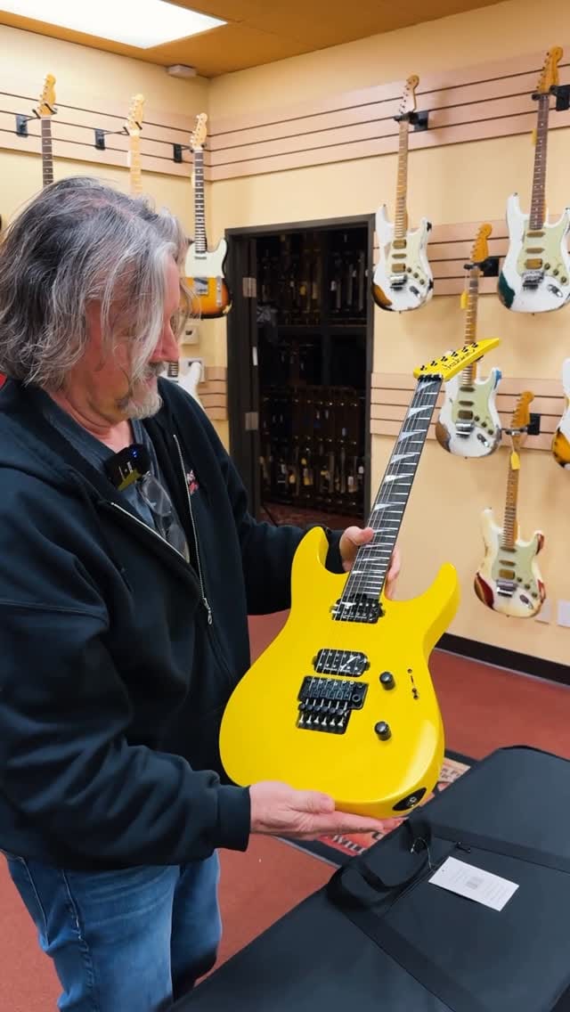 Post 6 by Wild West Guitars 🎆🤠 on Instagram (video)