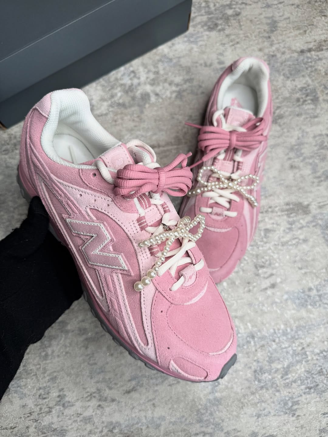 Post 7 by MARATHON SNEAKERS on Instagram (carousel)