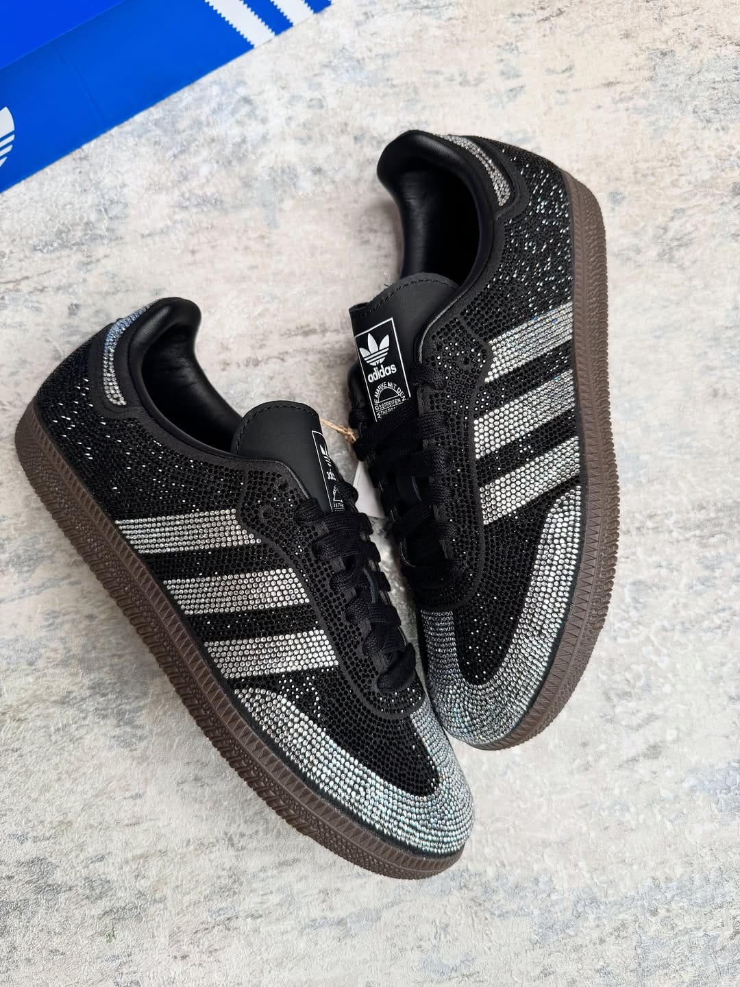 Post 3 by MARATHON SNEAKERS on Instagram (carousel)
