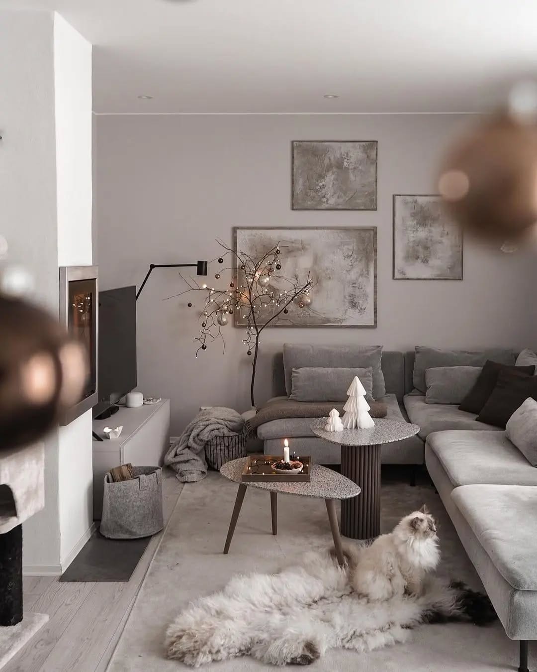 Post 4 by Delicia Kartes on Instagram (image)