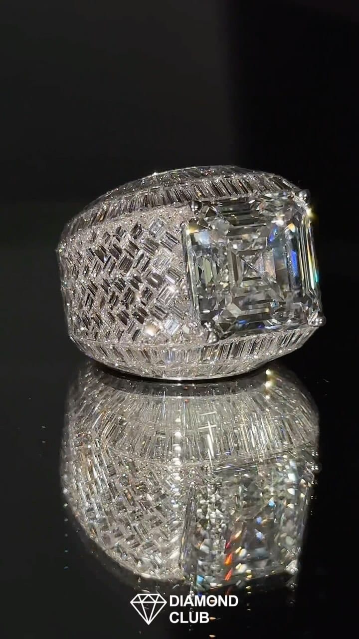 Post 8 by Diamond Club Jewelry & Watches Store on Instagram (video)