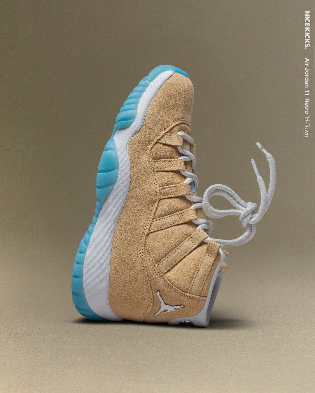 Post 8 by ShopNiceKicks.com on Instagram (carousel)