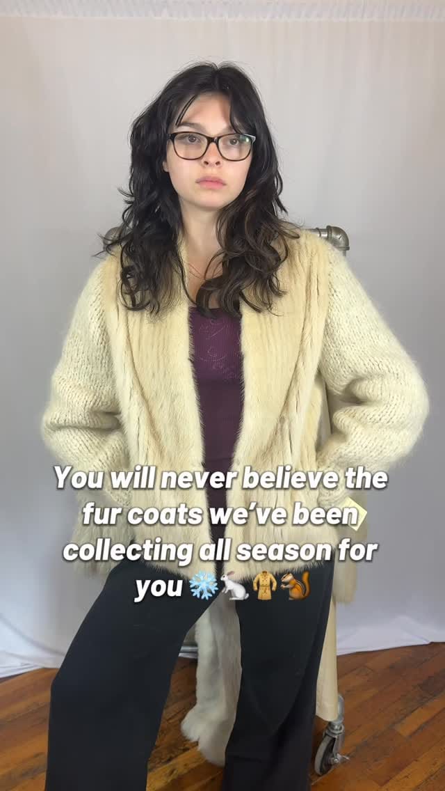 Post 9 by Sweet Dahlia Vintage on Instagram (video)