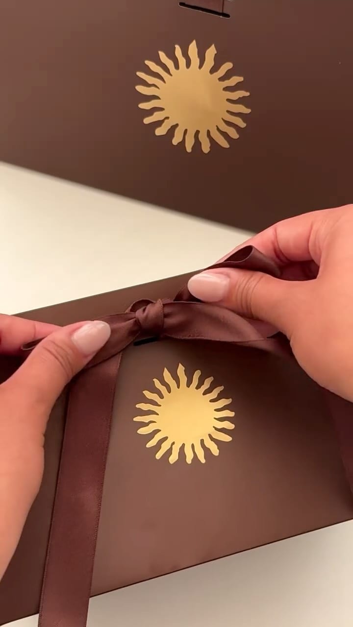 Post 8 by DICIEMBREVEINTINUEVE on Instagram (video)