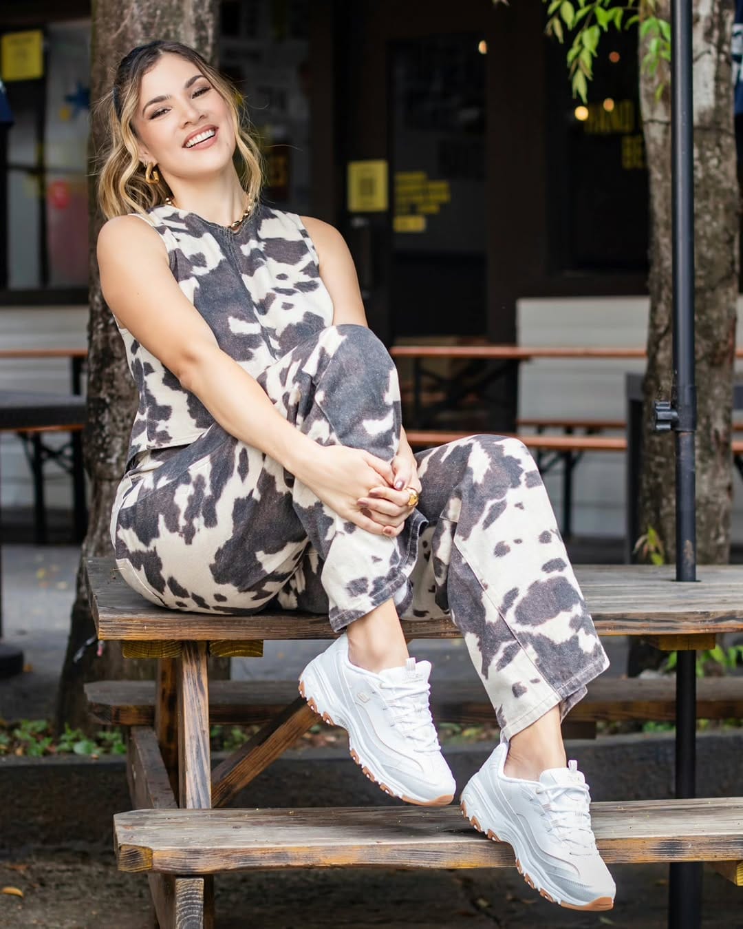 Post 2 by Skechers Latino on Instagram (carousel)