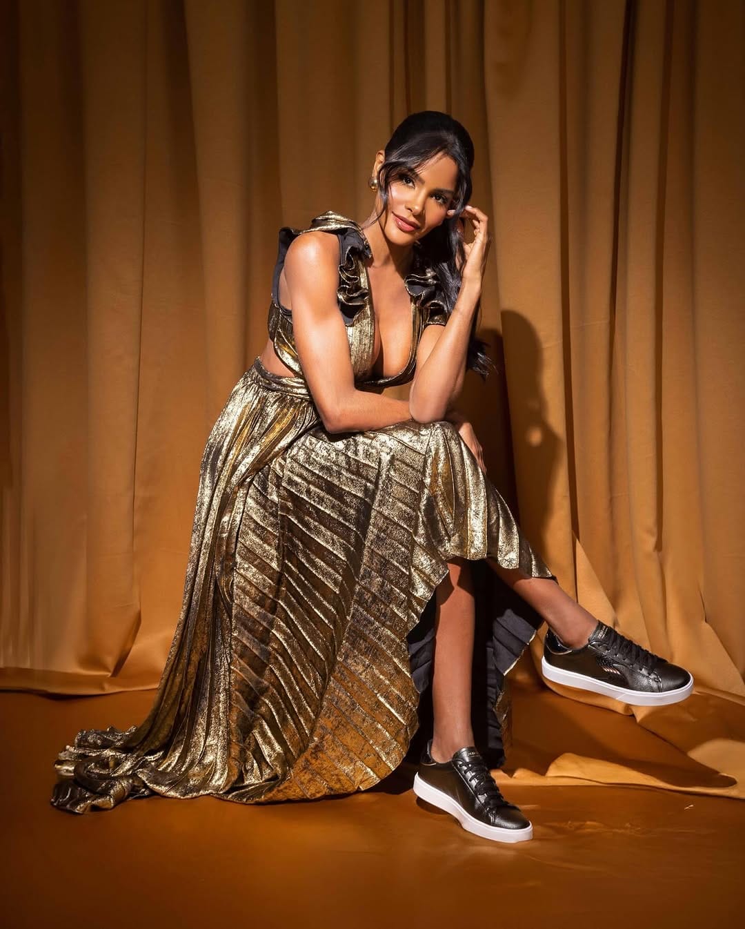 Post 10 by Skechers Latino on Instagram (carousel)