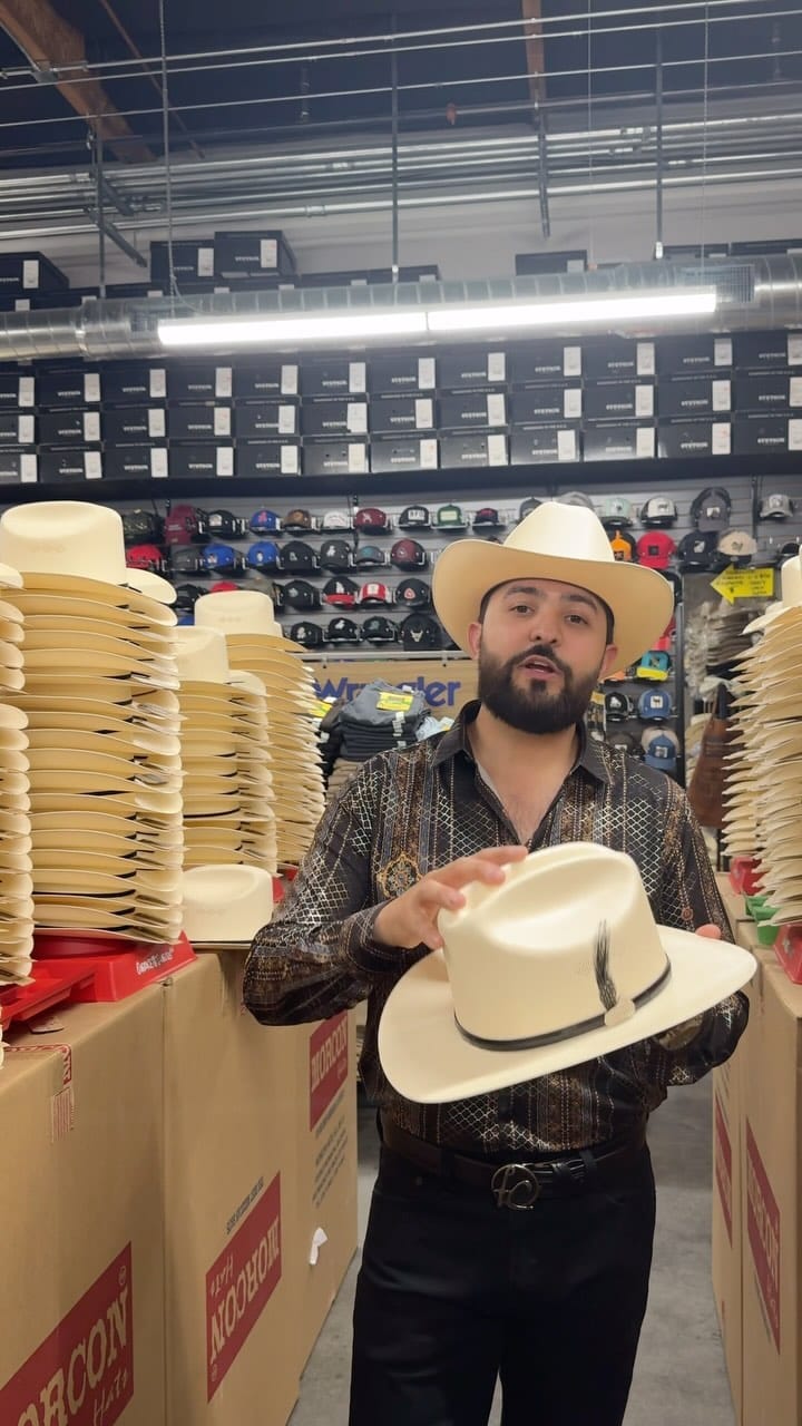 Post 10 by Guadalajara Western Wear on Instagram (video)