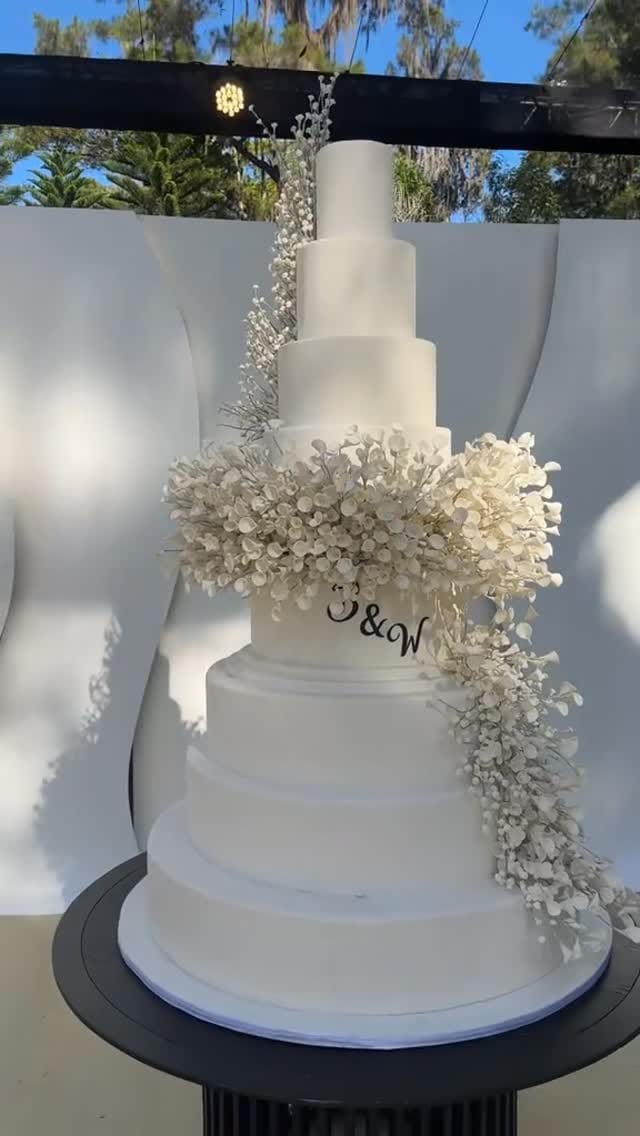 Post 8 by REPOSTERIA FIFA SUDEJER on Instagram (video)
