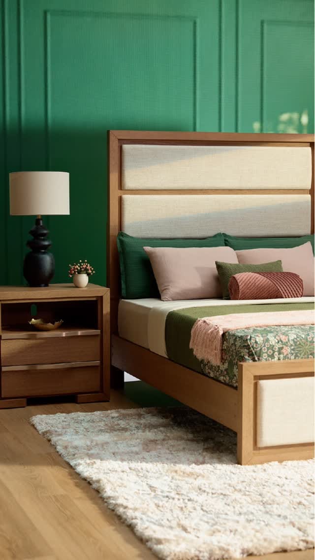 Post 5 by Rooms To Go on Instagram (video)