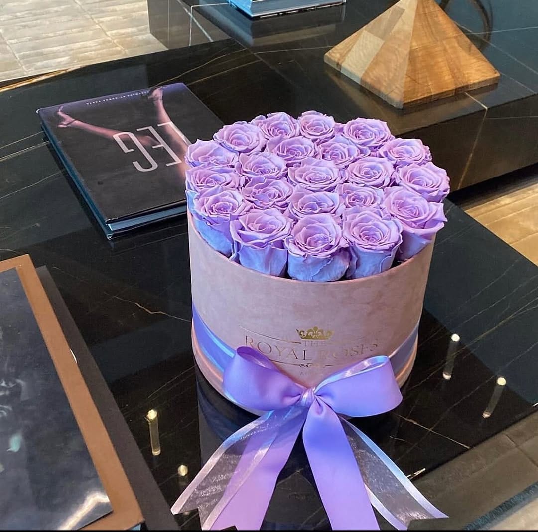 Post 6 by The Royal Roses on Instagram (image)