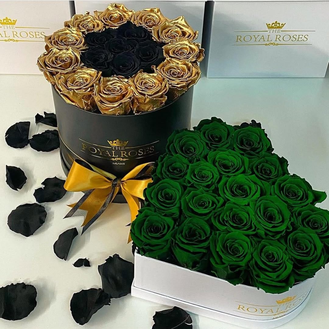 Post 8 by The Royal Roses on Instagram (image)
