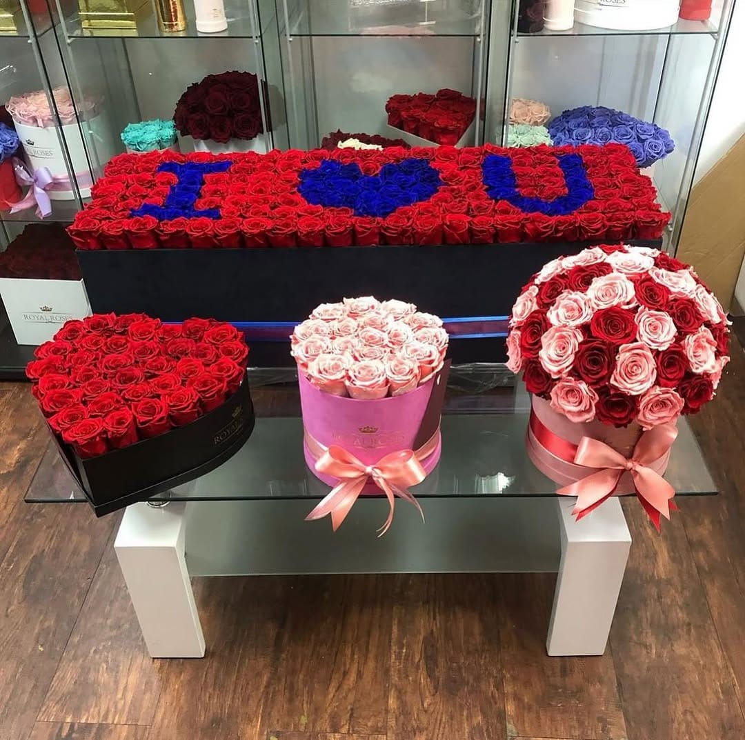 Post 7 by The Royal Roses on Instagram (image)