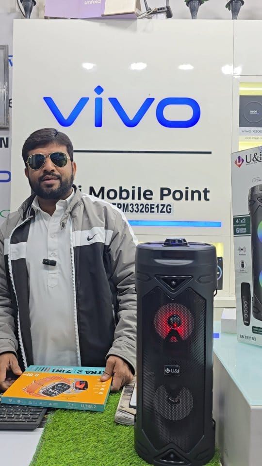 Post 3 by Razvi Mobile Point on Instagram (video)