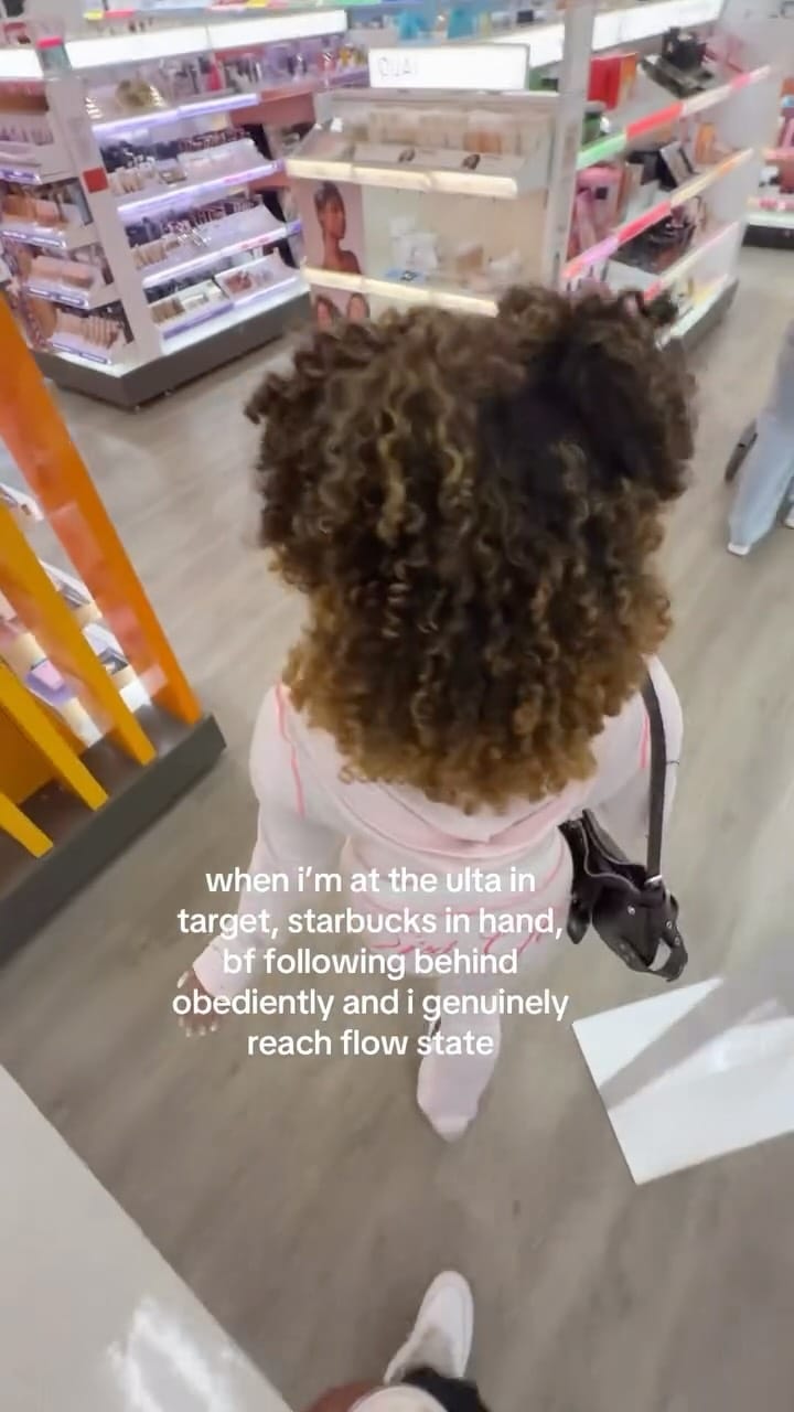 Post 2 by Summer ♡ on Instagram (video)