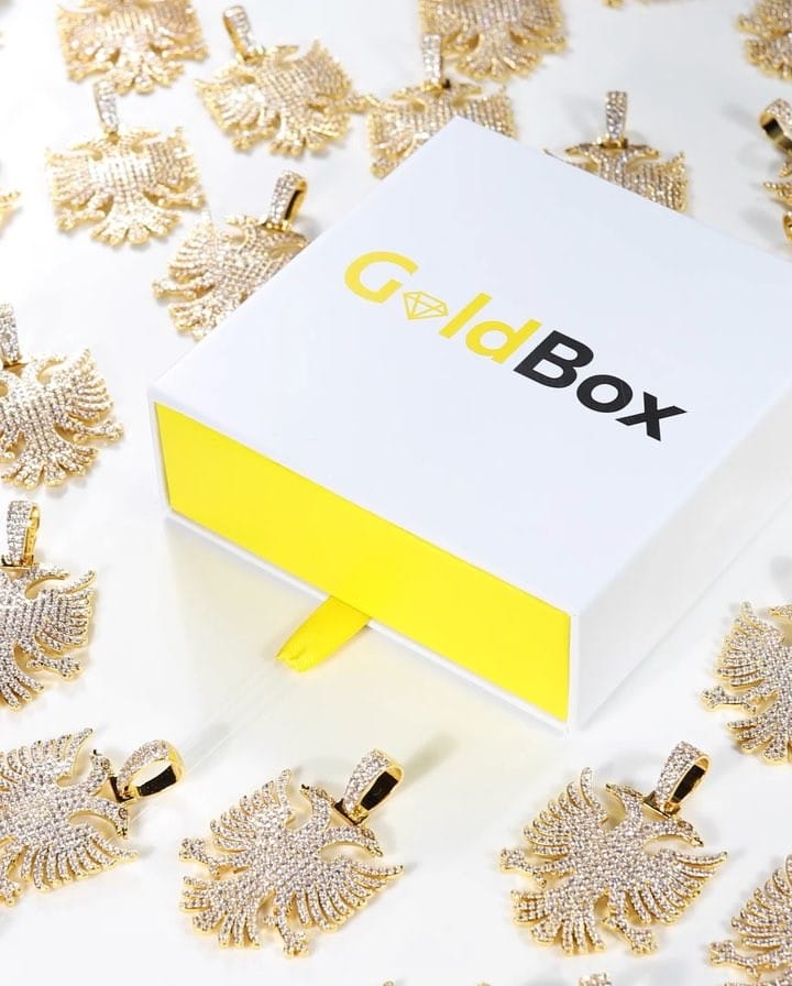 Post 7 by GoldBox on Instagram (video)