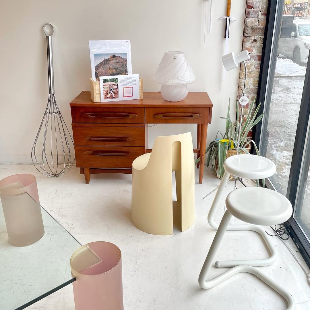 Post 4 by Moonshop Vintage Furniture Store 🛋 on Instagram (image)
