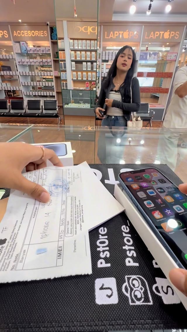Post 3 by PSTORE TANGERANG on Instagram (video)