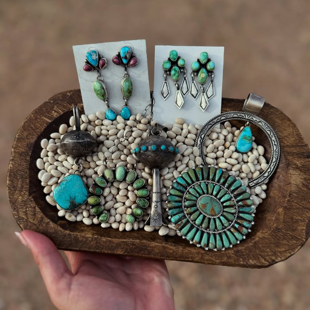 Post 7 by La Loma ✙ Co | Turquoise Jewelry on Instagram (carousel)