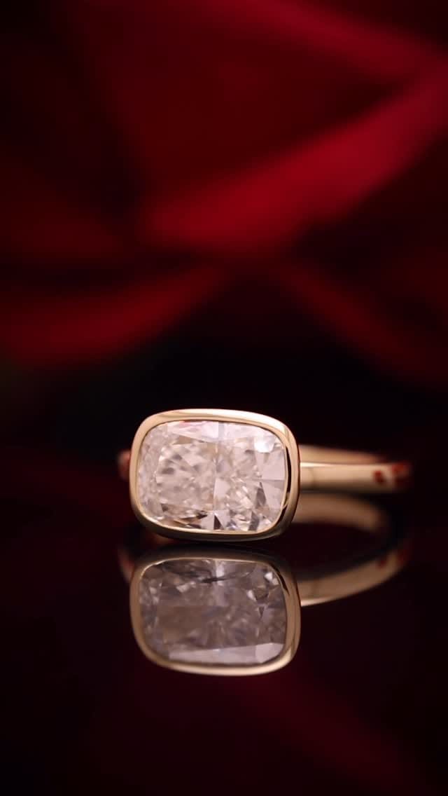 Post 4 by David Klass Jewelry on Instagram (video)