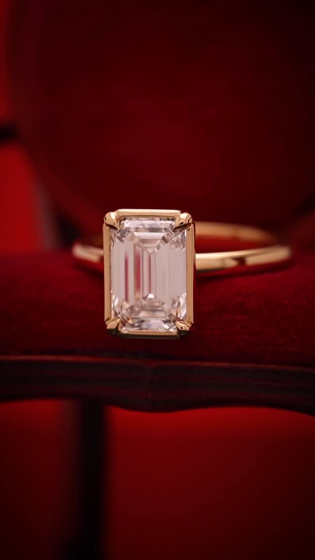 Post 8 by David Klass Jewelry on Instagram (video)