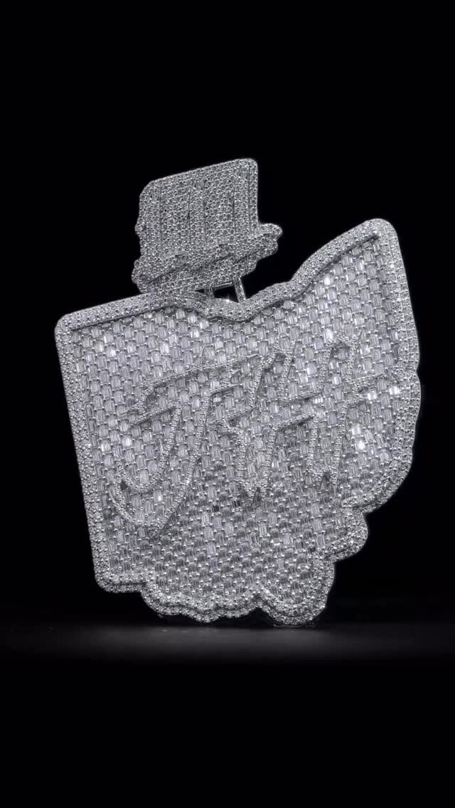 Post 9 by All in jewelers official💎 on Instagram (video)