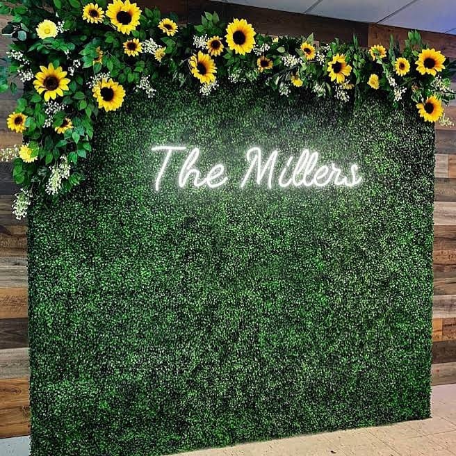 Post 5 by Custom Neon Signs on Instagram (image)