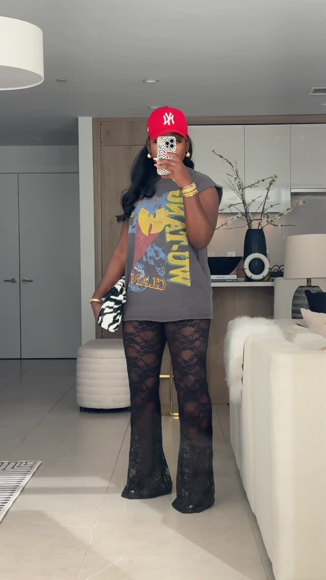Post 5 by Modern Opulence on Instagram (video)