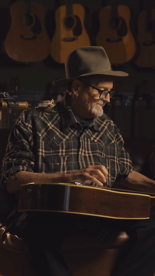 Post 4 by Carter Vintage Guitars on Instagram (video)