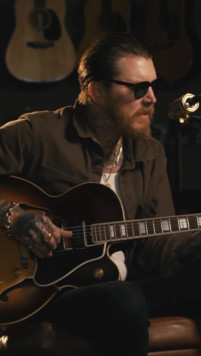 Post 2 by Carter Vintage Guitars on Instagram (video)