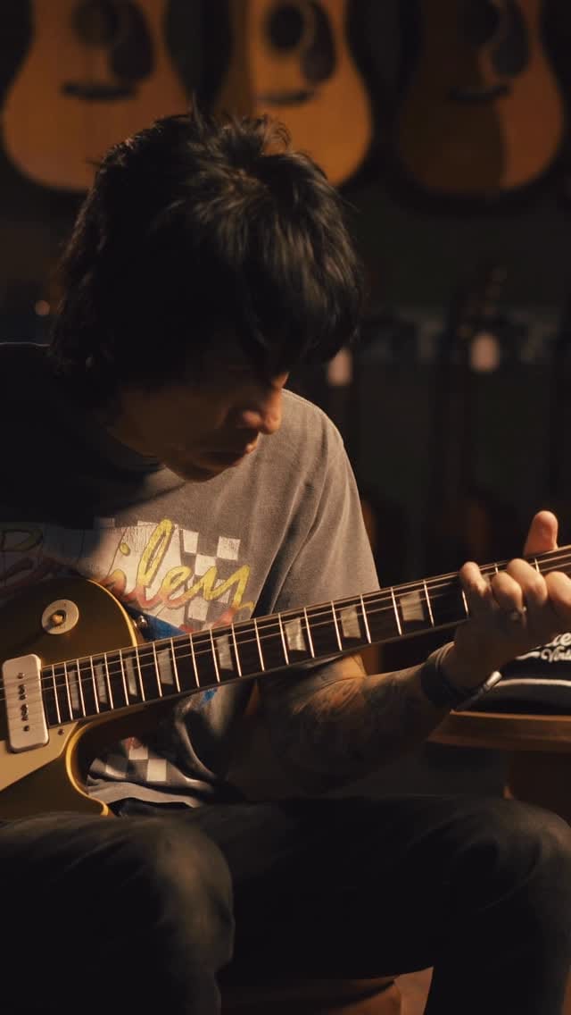 Post 1 by Carter Vintage Guitars on Instagram (video)