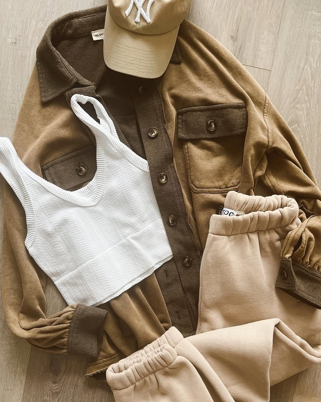 Post 6 by SHOP FYH on Instagram (image)