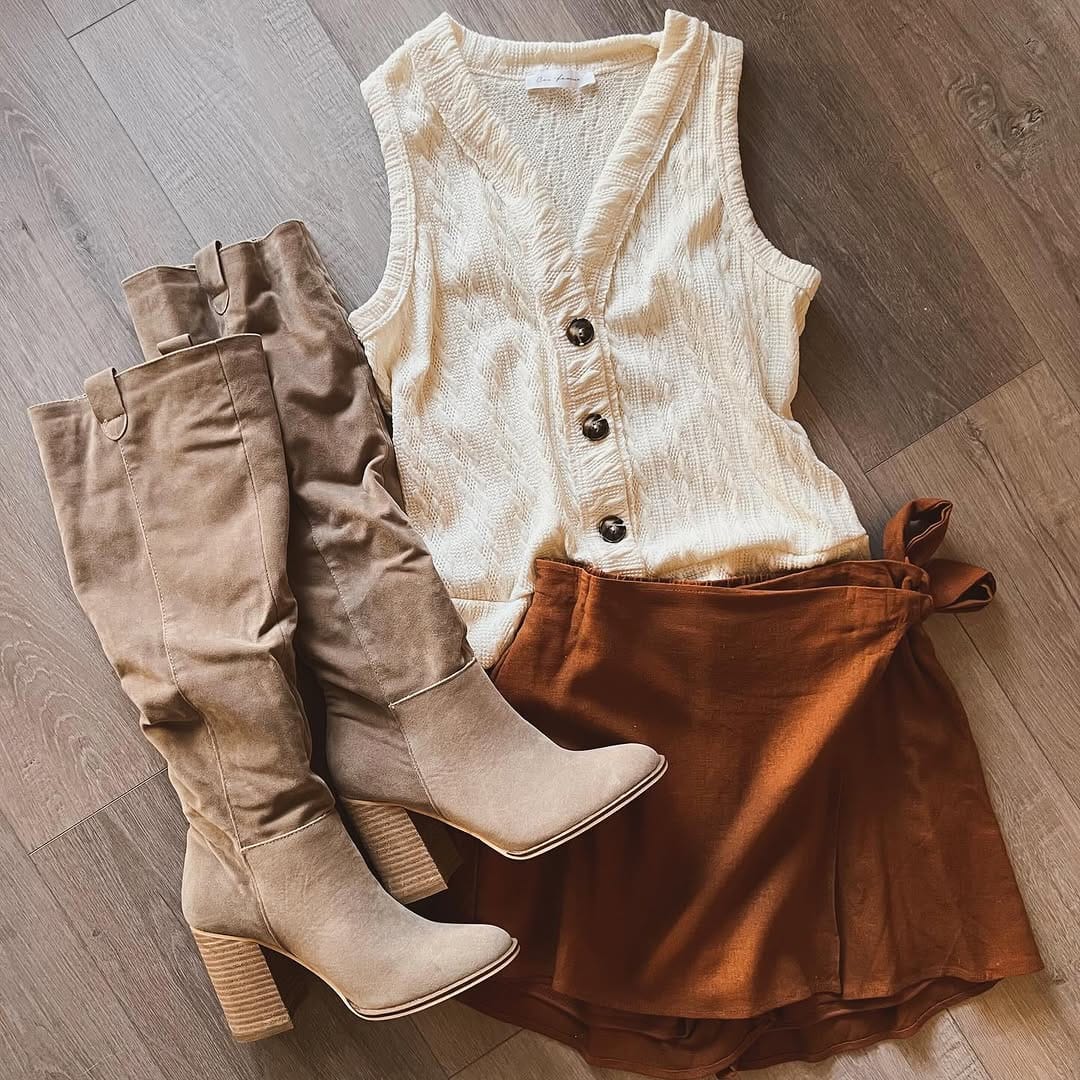 Post 2 by SHOP FYH on Instagram (image)