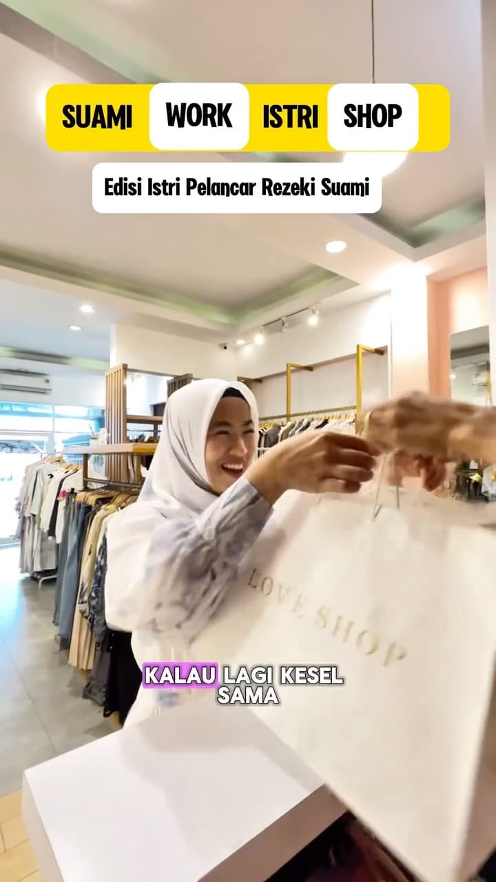 Post 10 by LOVESHOP BUTIK LAMPUNG on Instagram (video)