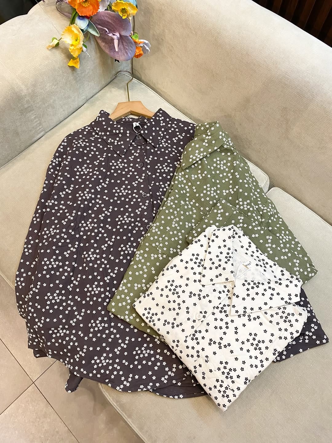 Post 9 by LOVESHOP BUTIK LAMPUNG on Instagram (carousel)