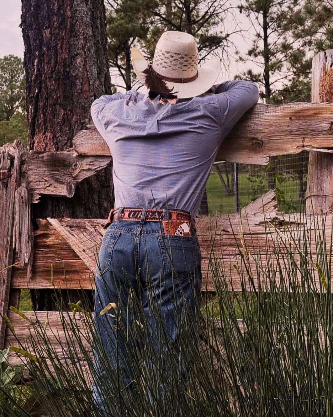 Post 3 by Lone Tree Leather Works on Instagram (image)