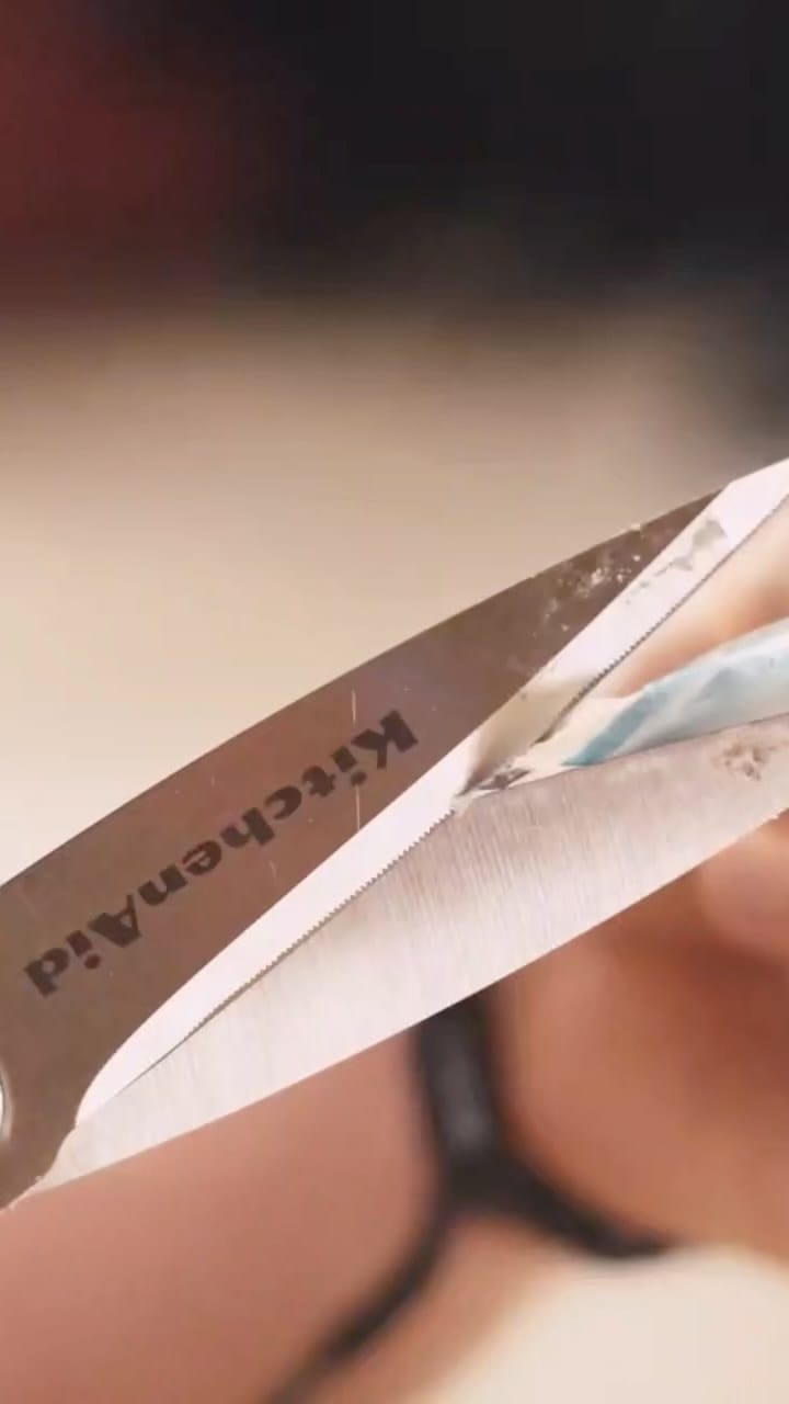 Post 6 by The Doughnut Club on Instagram (video)