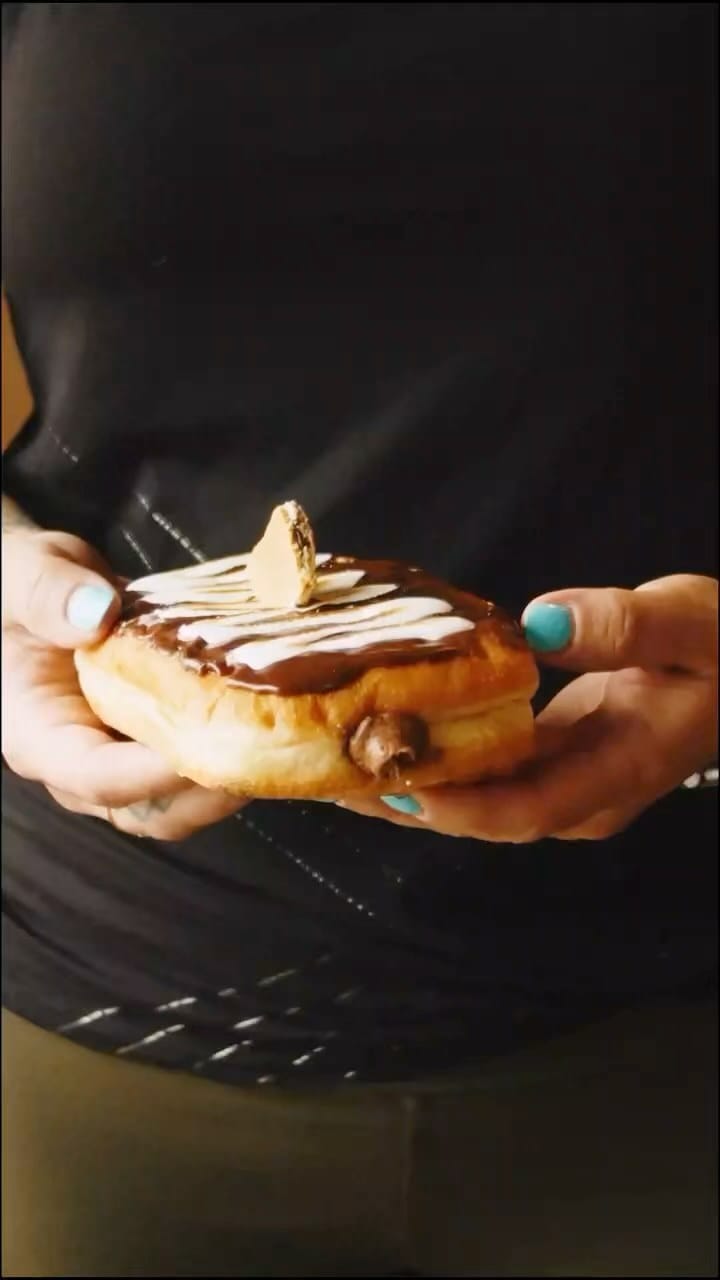 Post 10 by The Doughnut Club on Instagram (video)