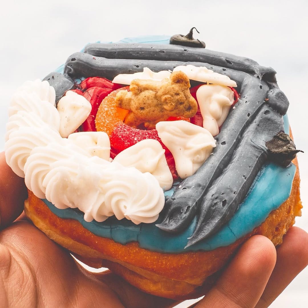 Post 8 by The Doughnut Club on Instagram (image)