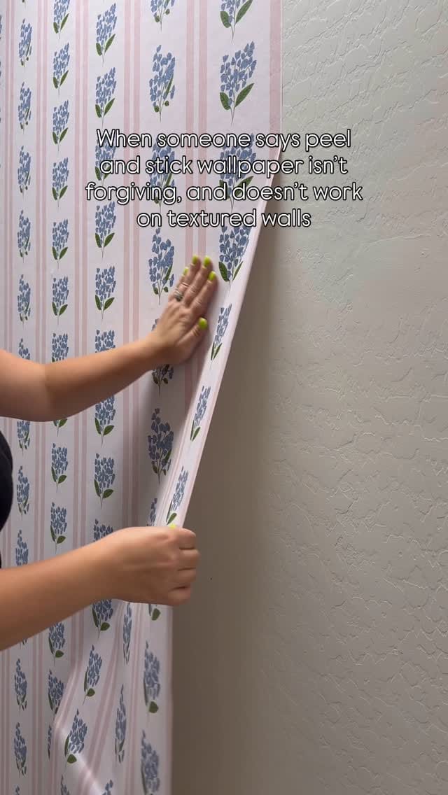 Post 9 by Loomwell Removable Wallpaper on Instagram (video)
