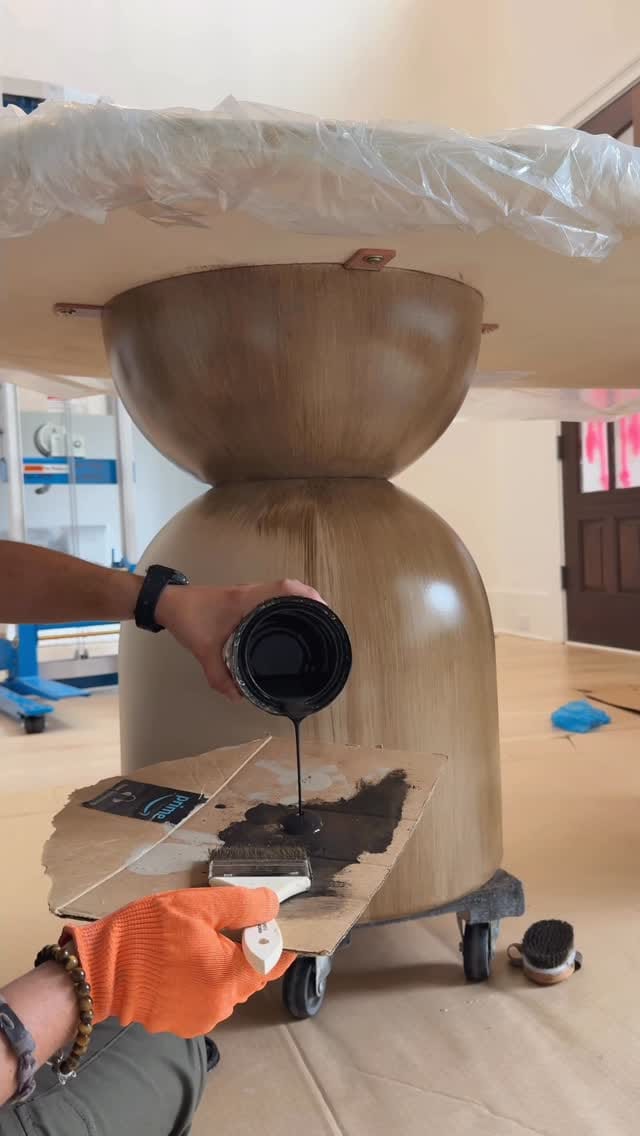 Post 4 by Luis Araujo | Interior Designer on Instagram (video)