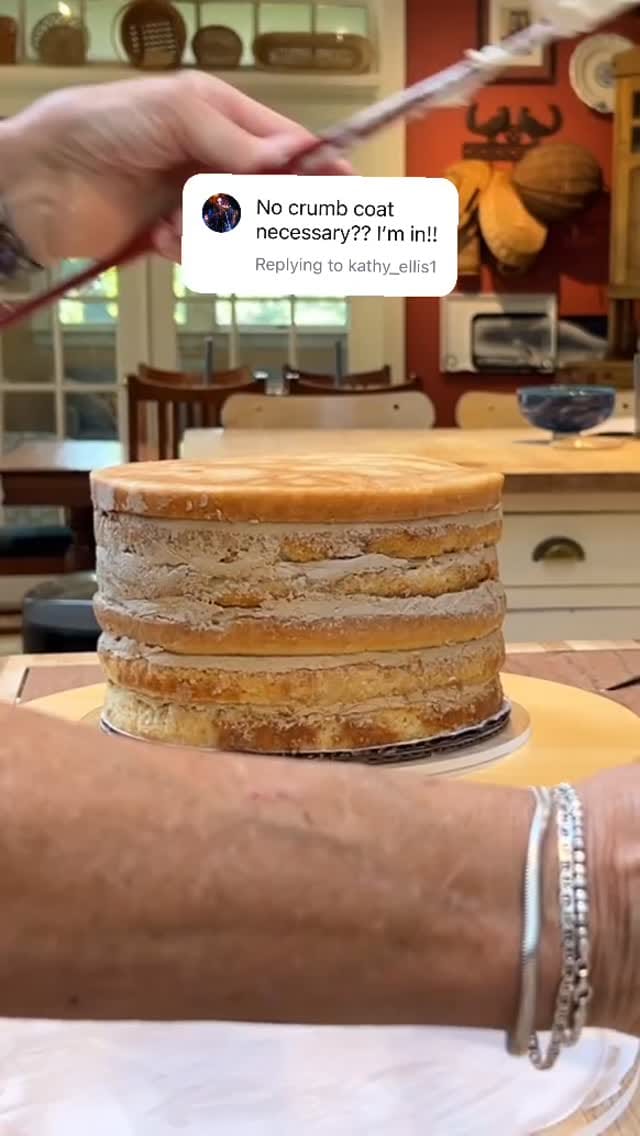 Post 6 by Cake Tools & Transport Box on Instagram (video)