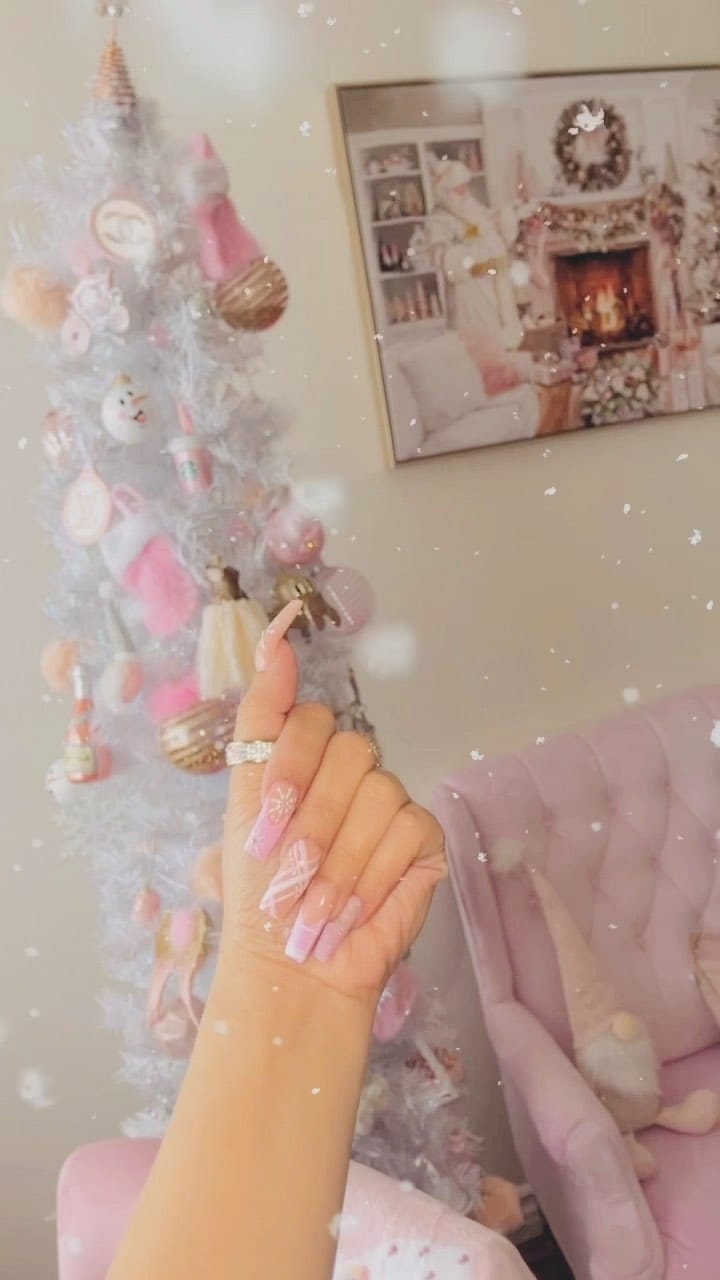 Post 6 by Kim 💕 on Instagram (video)