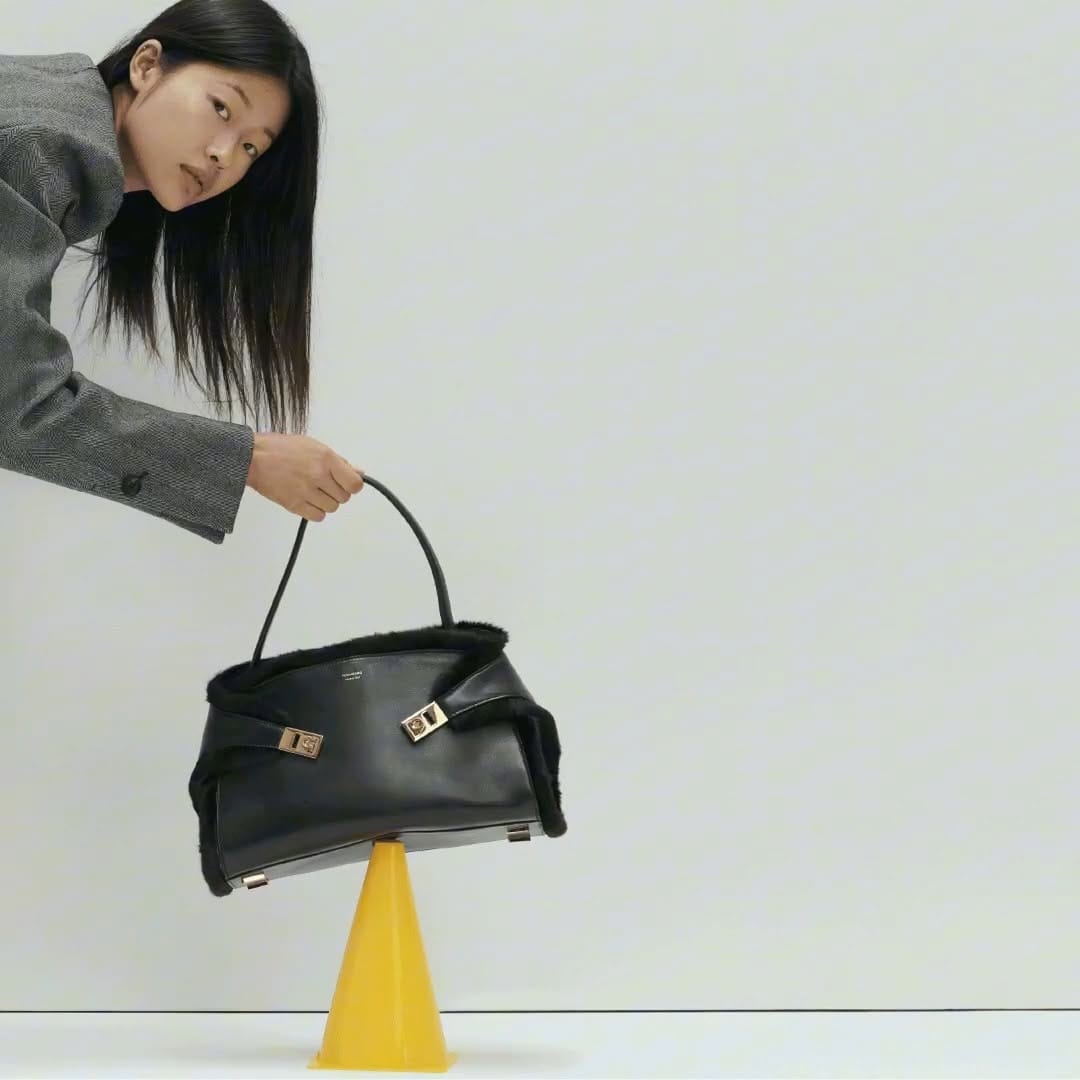 Post 8 by Barneys New York on Instagram (video)