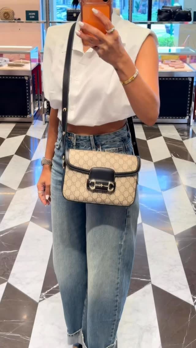 Post 4 by Tania ✨ on Instagram (video)