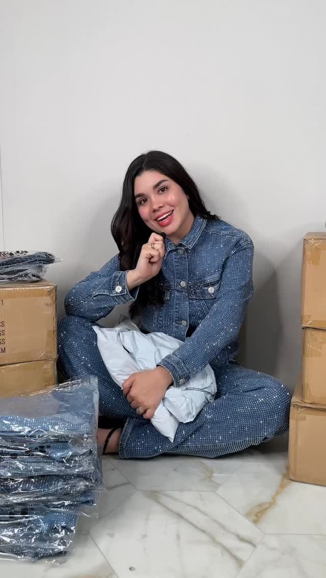 Post 4 by BLESS on Instagram (video)