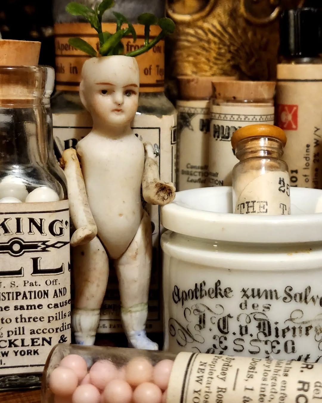 Post 10 by A Vision in Vintage on Instagram (image)