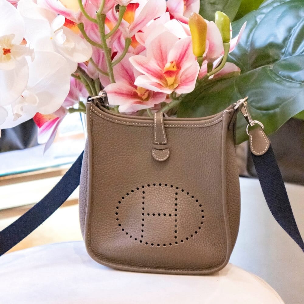 Post 9 by AS Luxury & Vintage on Instagram (carousel)
