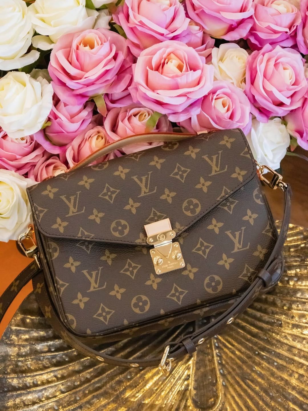 Post 4 by AS Luxury & Vintage on Instagram (carousel)