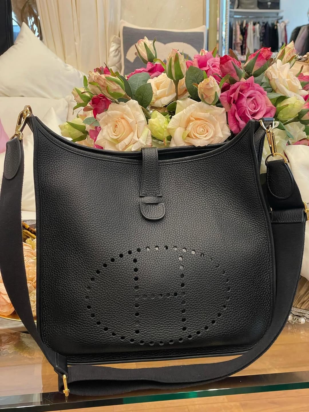 Post 6 by AS Luxury & Vintage on Instagram (carousel)